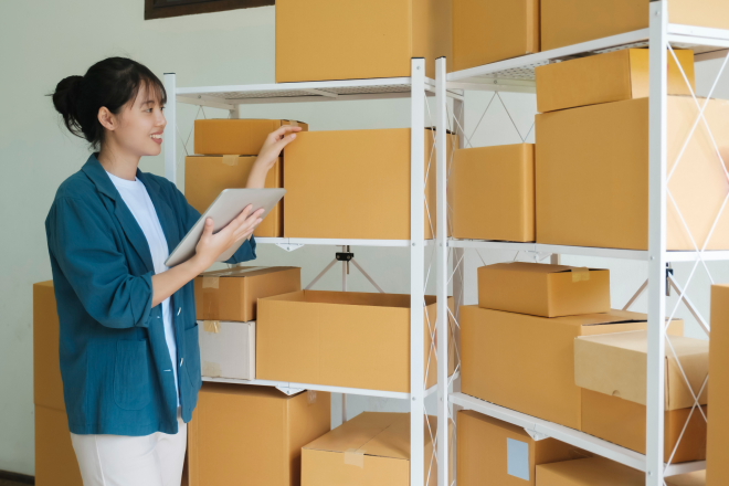 happy-students-walking-outdoors 1 (2)